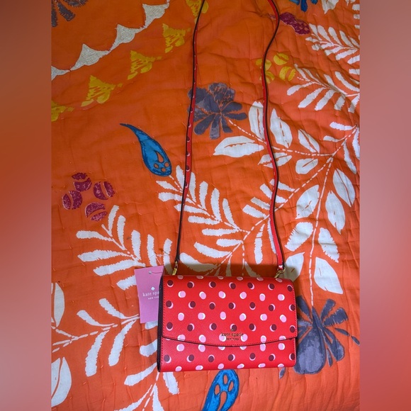 Kate Spade NWT Laurel Way Fiesta Dot Cross Body Phone Bag - Picture 3 of 12